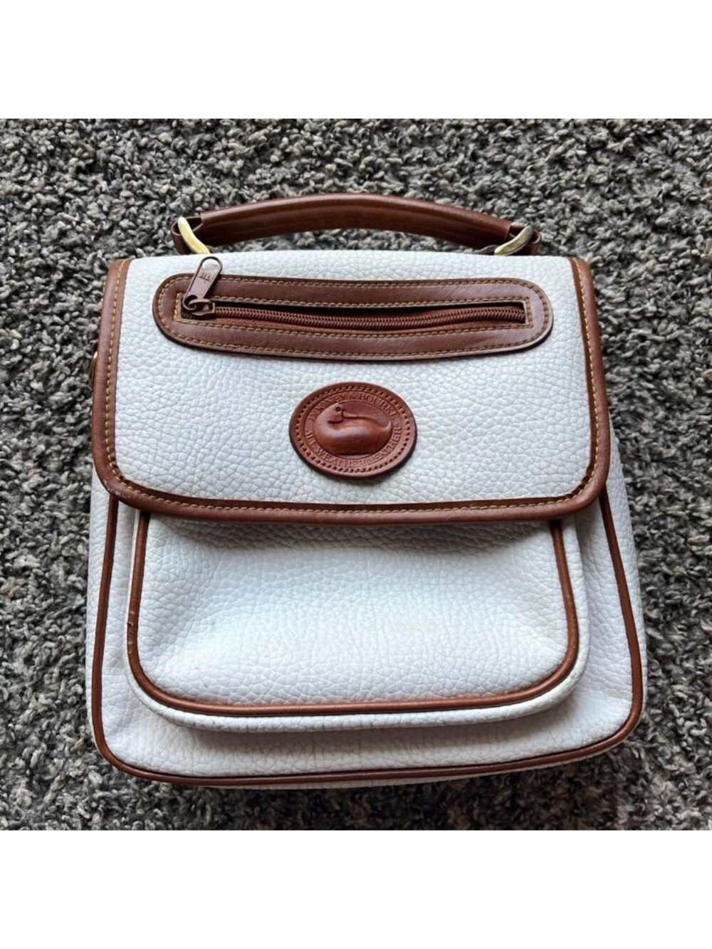 Vintage Dooney & Bourke White Brown Pebbled Leather Handbag Americana Preppy